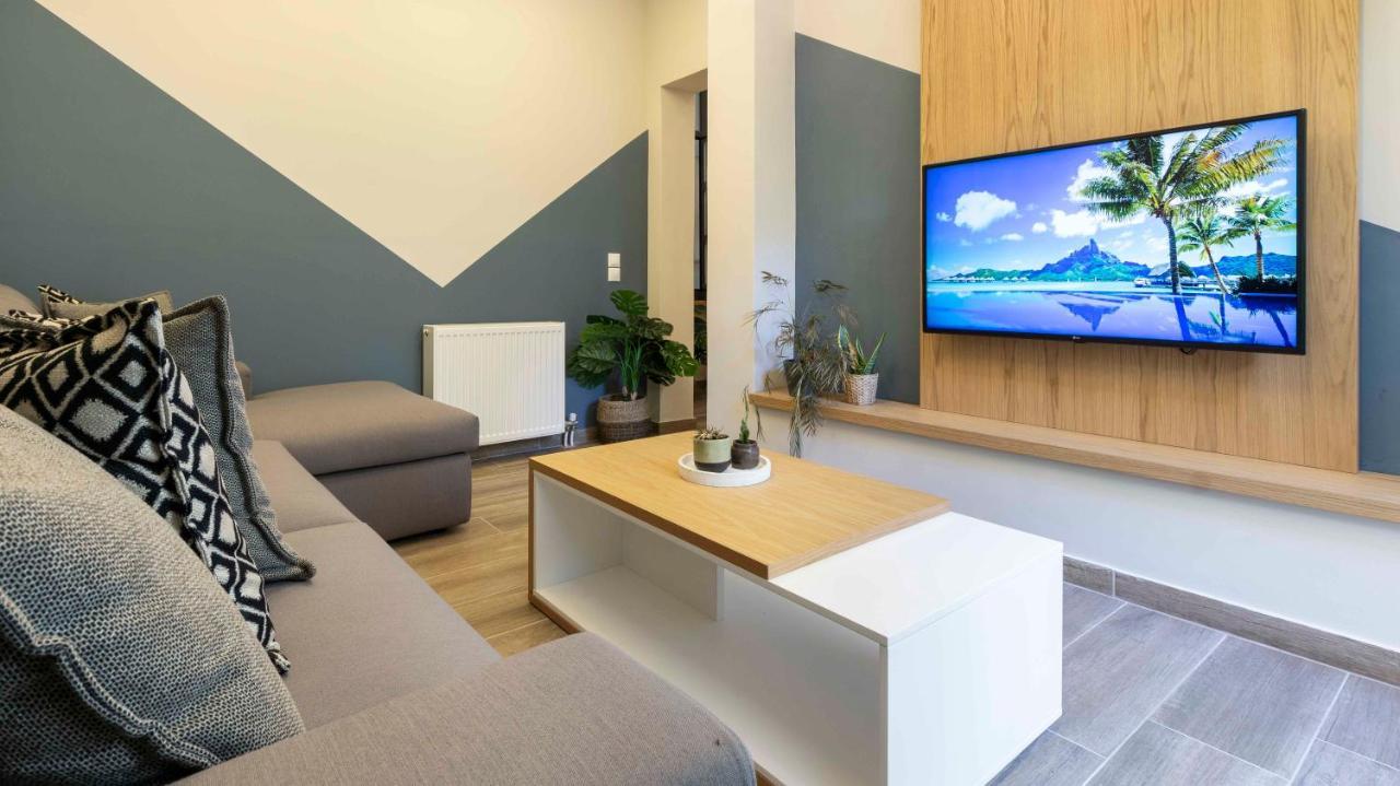 “Champions” Apartment In N. Kosmos Neighbourhood Athena Bagian luar foto
