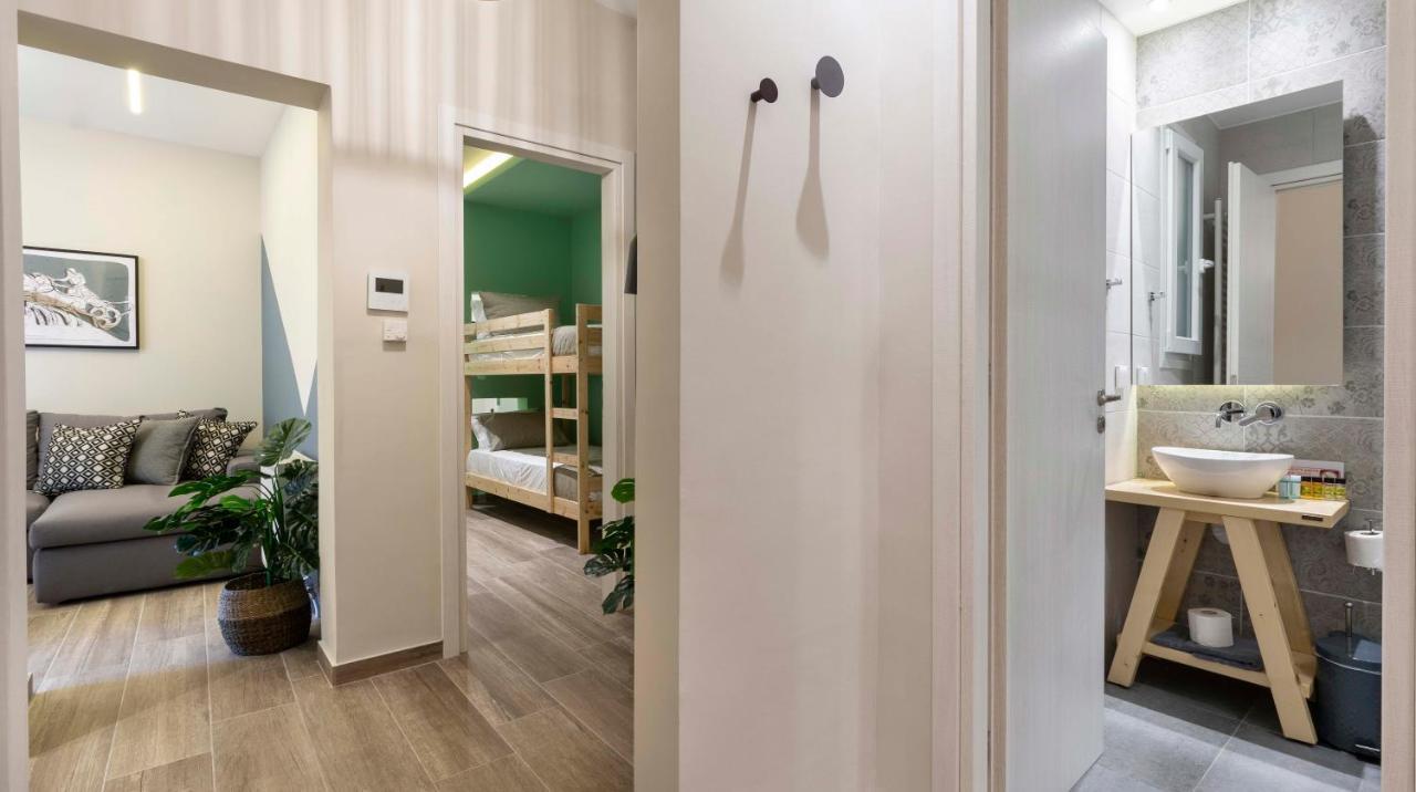 “Champions” Apartment In N. Kosmos Neighbourhood Athena Bagian luar foto